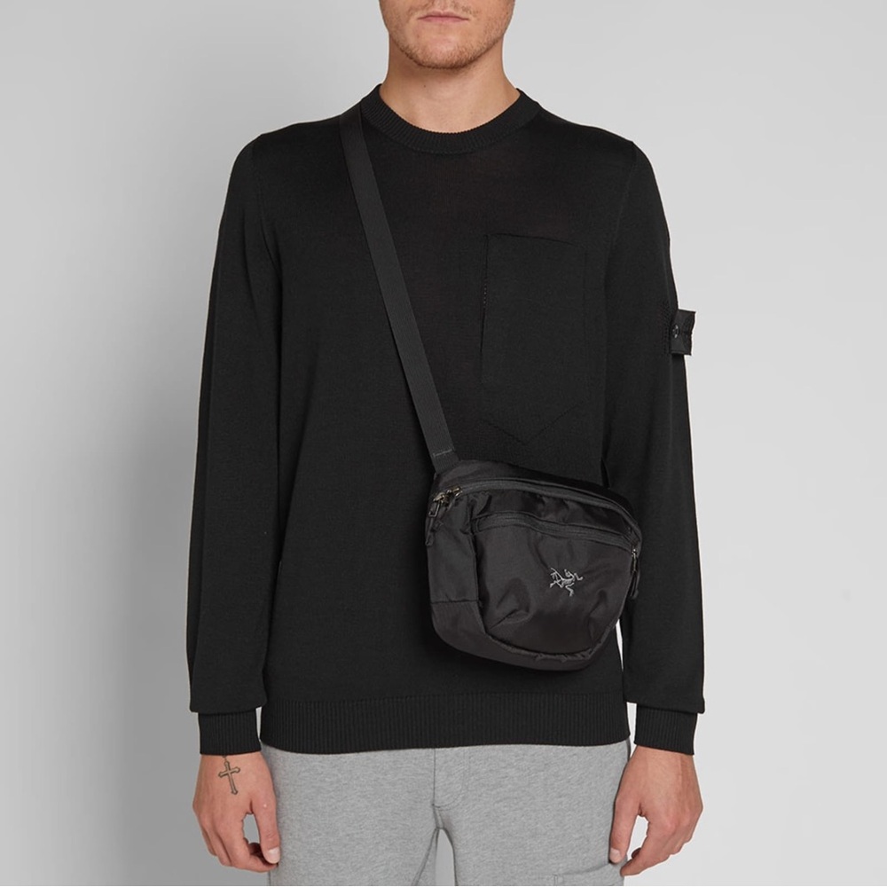 ARC'TERYX MAKA 2 WAISTPACK in black